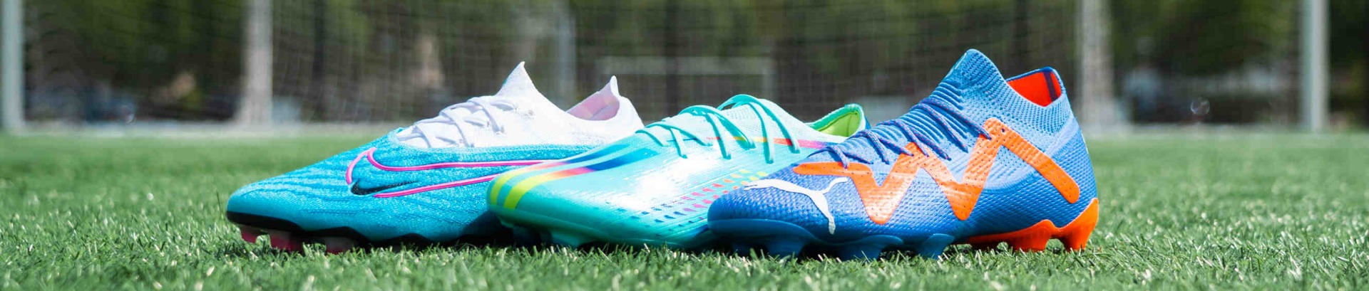 Blauwe voetbalschoenen