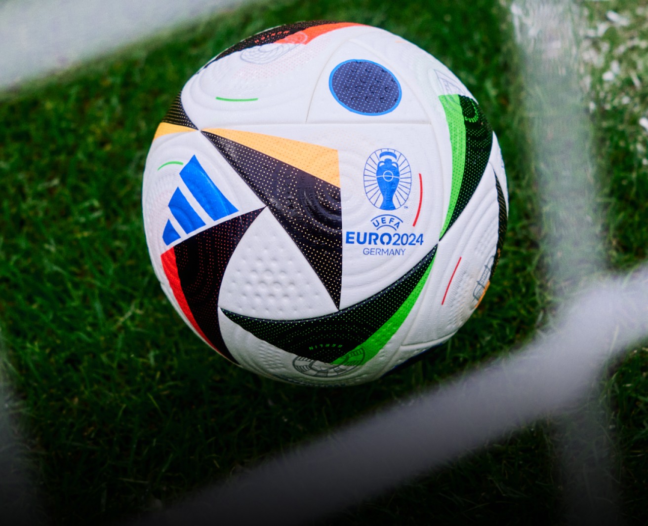 adidas EURO 2024 Ballon