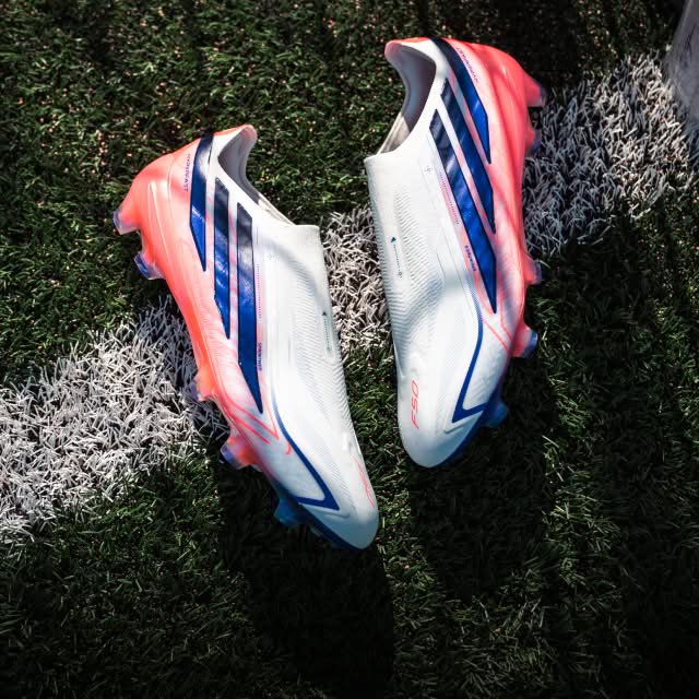 Chaussures de Foot Sans Lacets