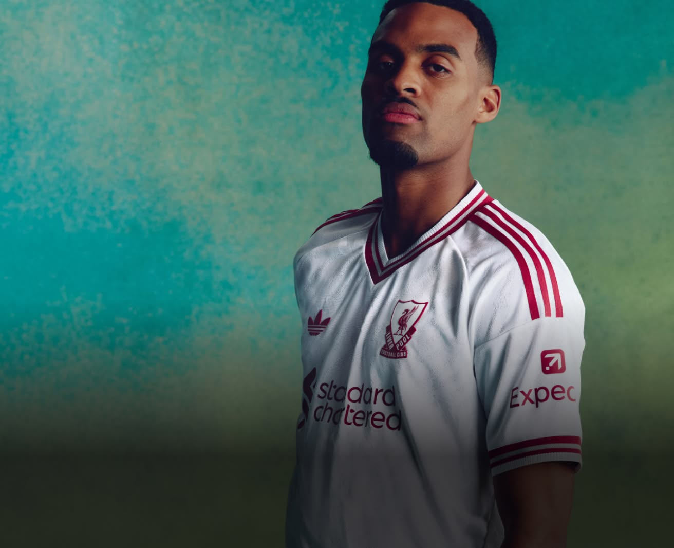 Liverpool Ext&eacute;rieur 26-27