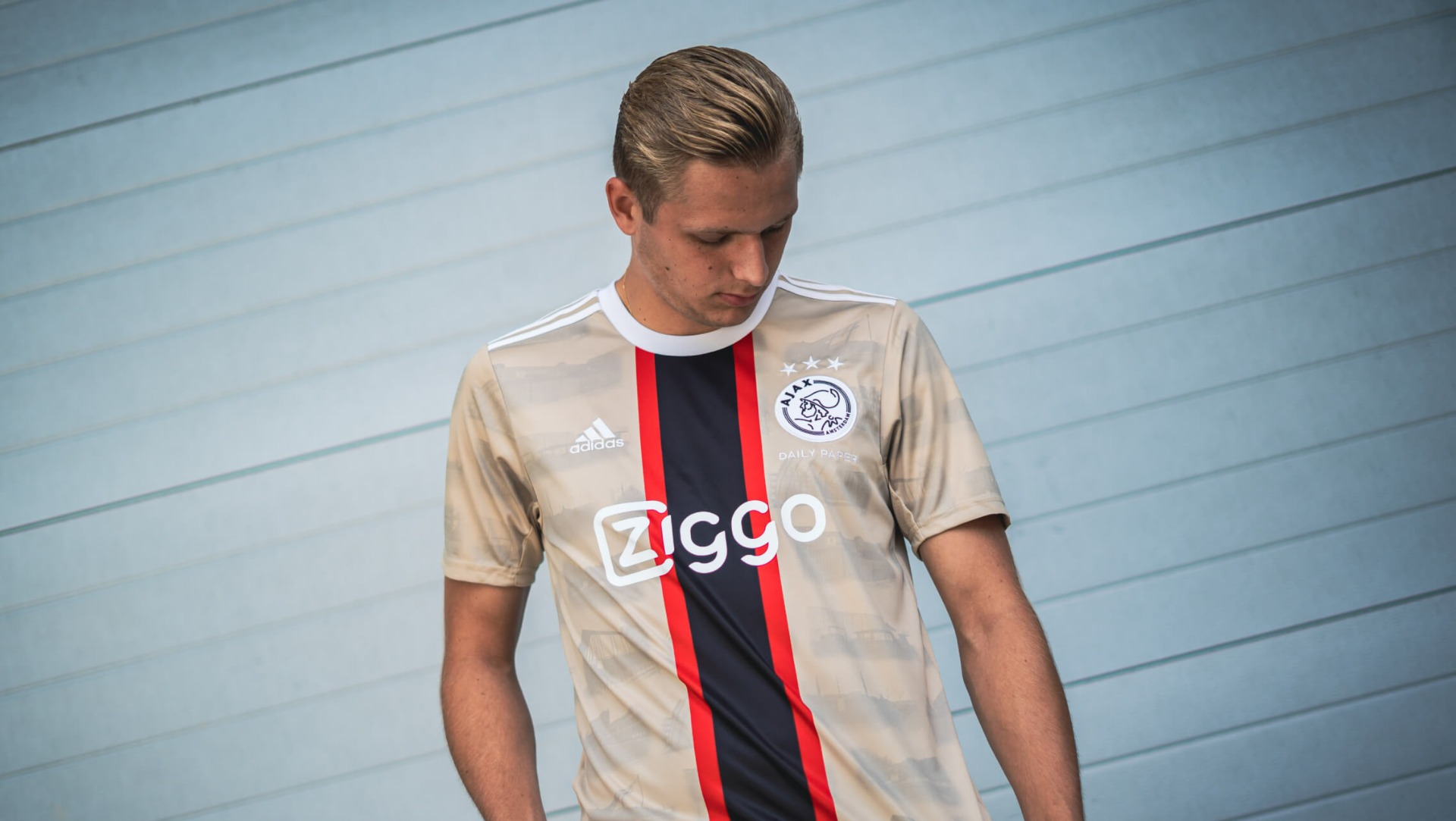 Ajax en Daily Paper ontwerpen het Ajax 3e shirt 2022-2023!