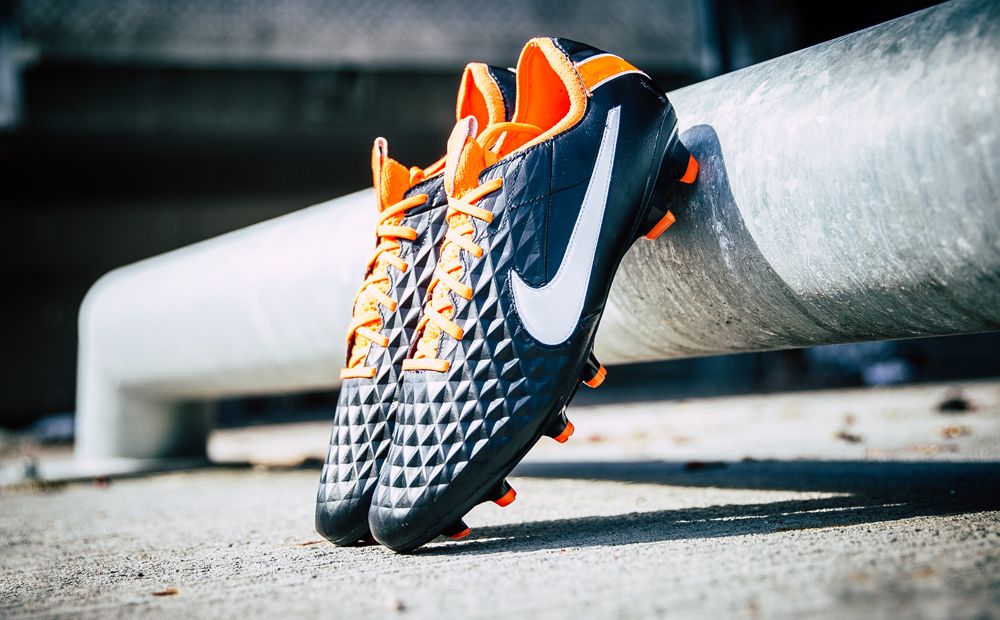 Nike Tiempo 'Future DNA'