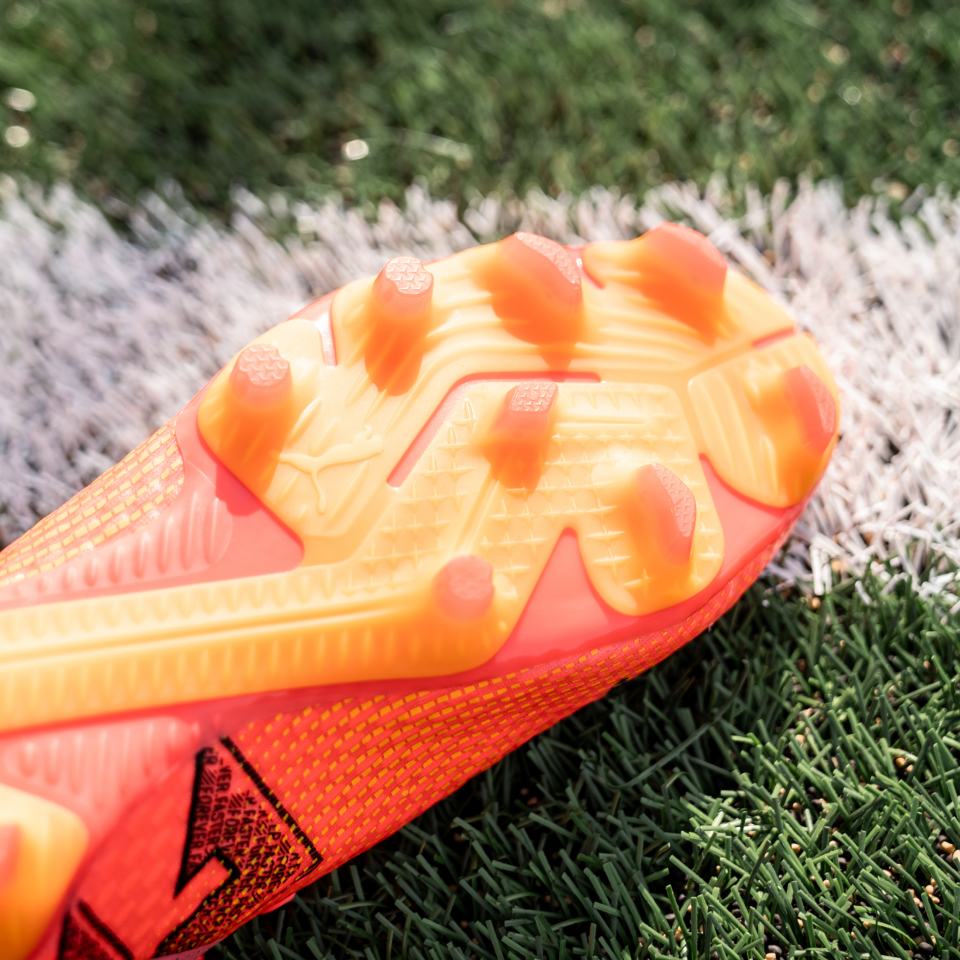 20240503-slider-blokje-Dure-en_Goedkope-Voetbalschoenen-PUMA-PRO-5.jpg