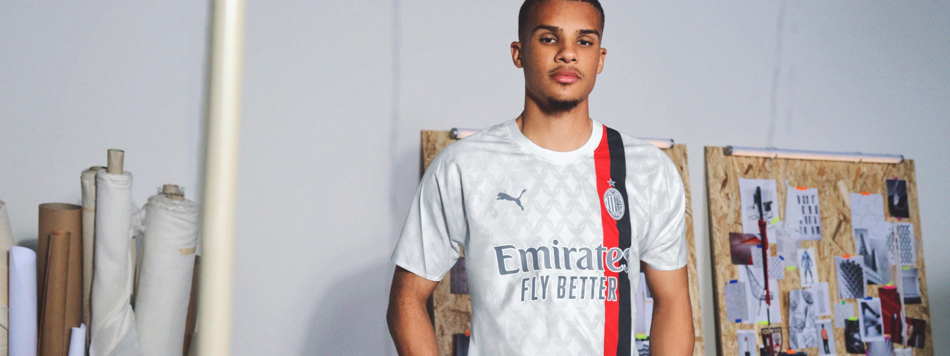 20230720-slider-header-PUMA-ACMilan-Away-2-min.jpg