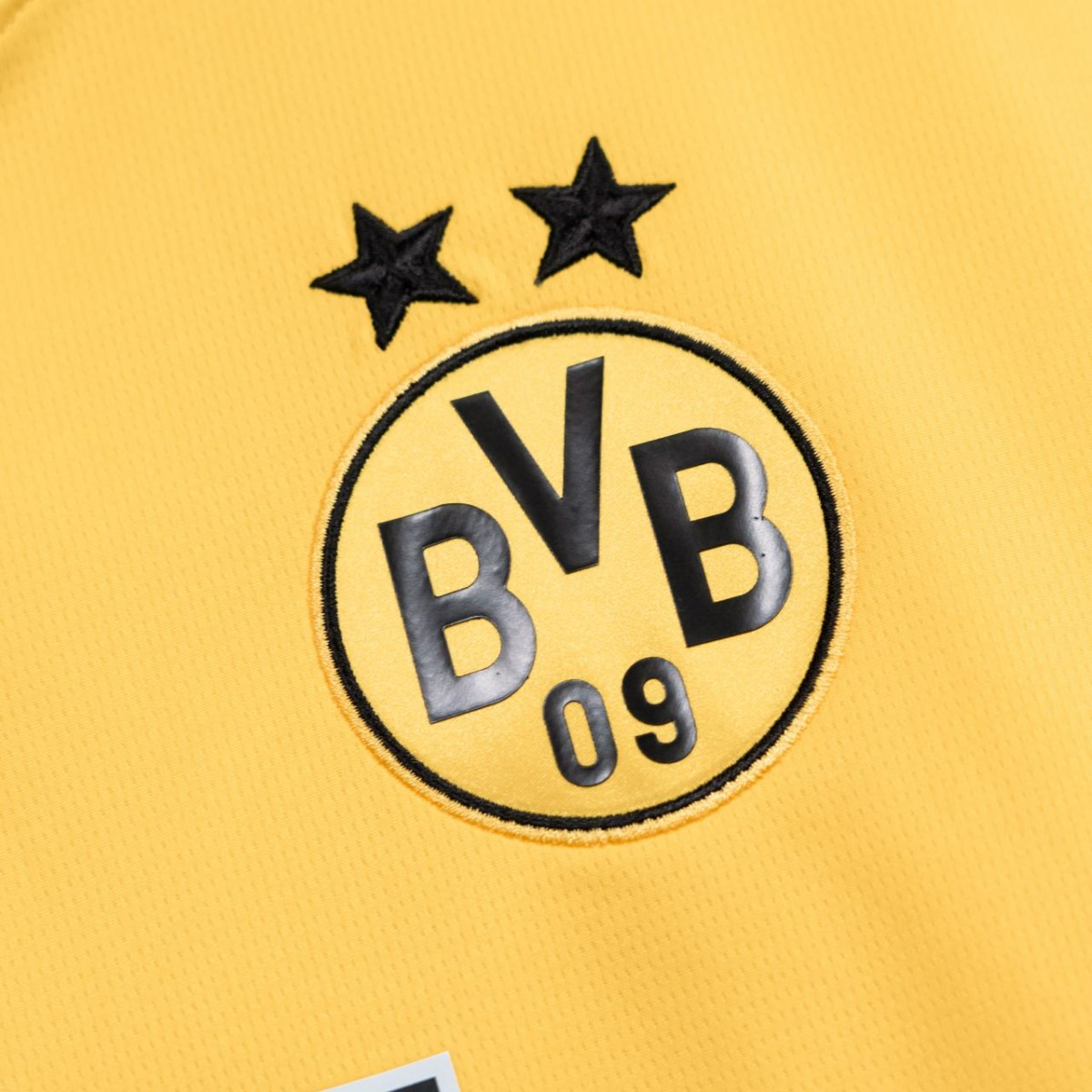 20230901-slider-blokje-Blog-Mooiste-Voetbalshirts2324-DORTMUND-2.jpg