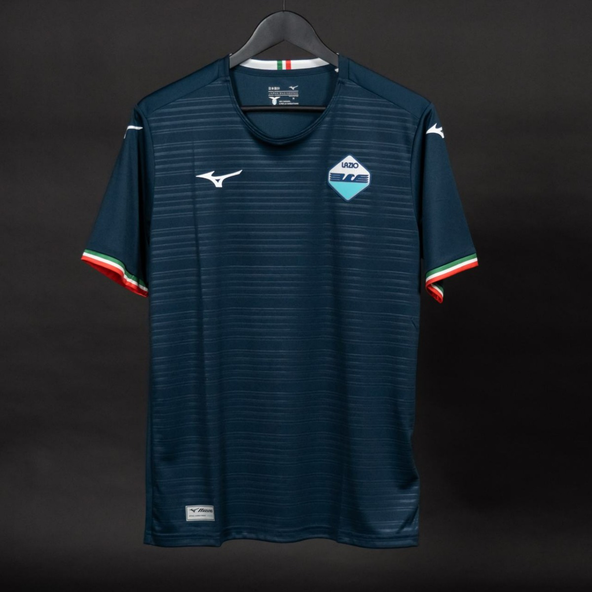 20230901-slider-blokje-Blog-Mooiste-Voetbalshirts2324-LAZIO-1.jpg