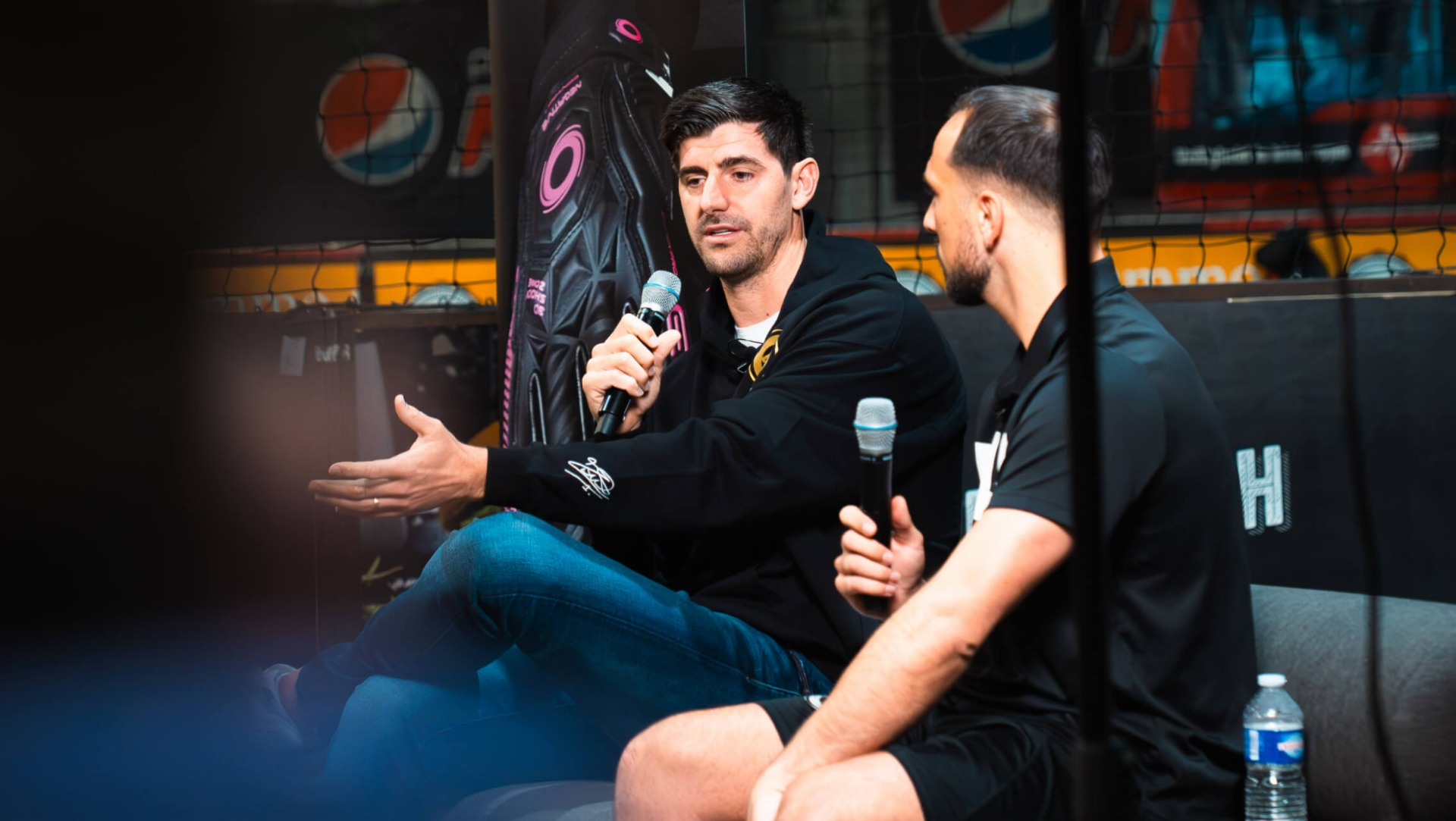 Thibaut Courtois op bezoek bij Voetbalshop tijdens event met Elite Sport