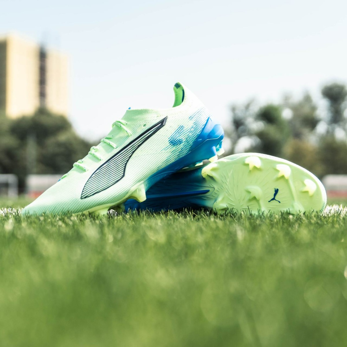 20241010-slider-blokje-PUMA-LightsOut-ULTRA-6.jpg