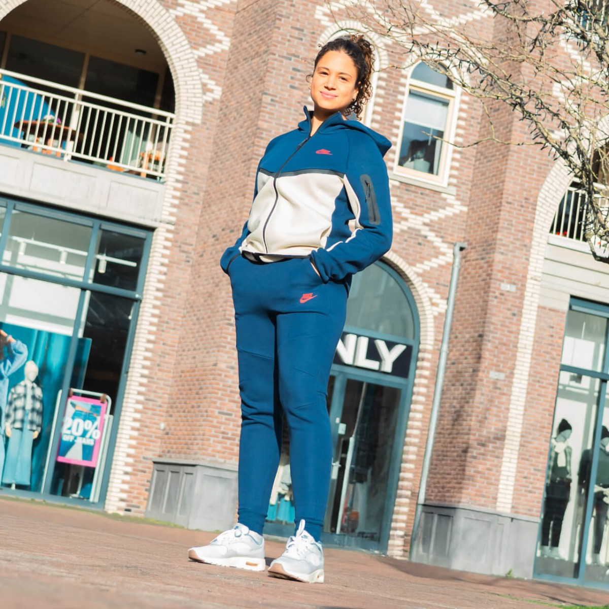 20250202-slider-blokje-Nike-Tech-Fleece-4.jpg