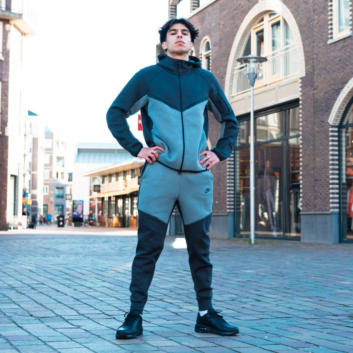 20250202-slider-blokje-Nike-Tech-Fleece-14.jpg