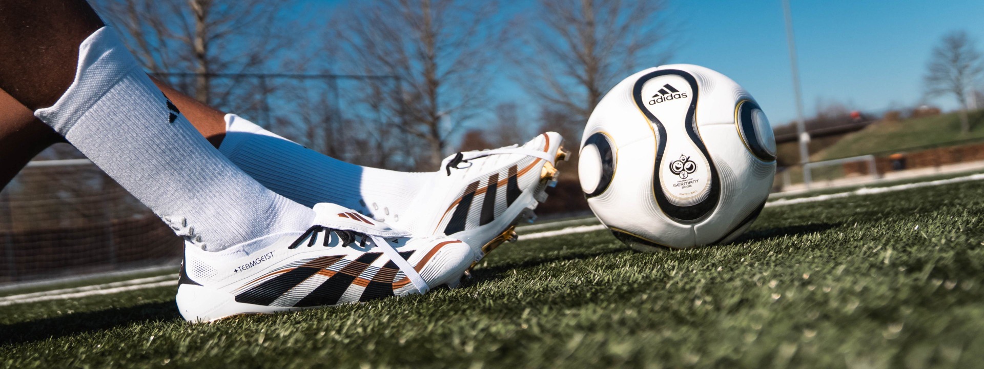 20250320-slider-header-adidas-Teamgeist-1.jpg