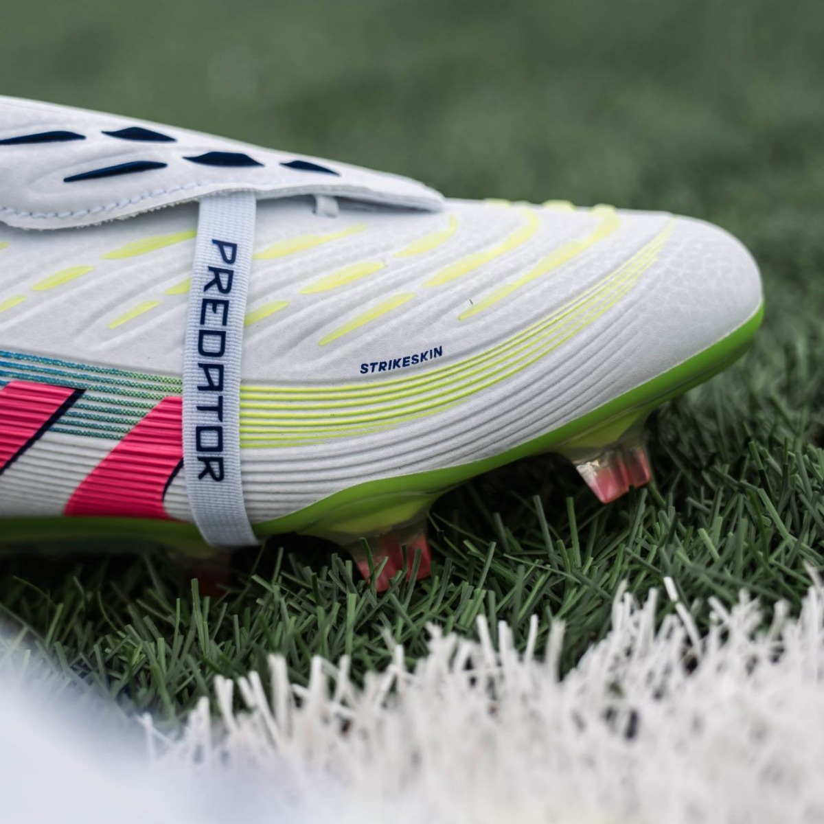 20250327-slider-blokje-adidas-Celestial-Victory-Pack-PREDATOR-3.jpg