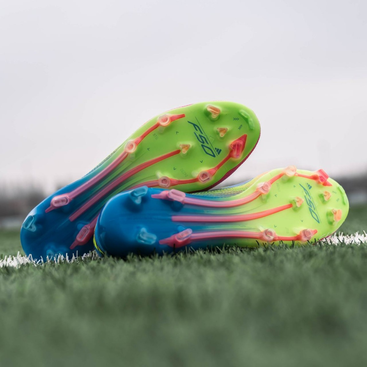 20250327-slider-blokje-adidas-Celestial-Victory-Pack-F50-5.jpg