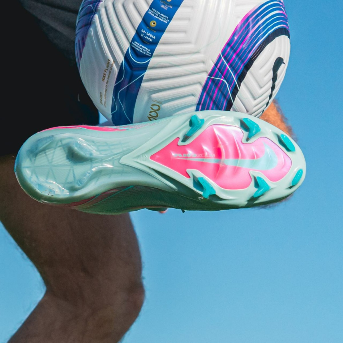 20250407-slider-blokje-Nike-Prism-Pack-MERCURIAL-4.jpg