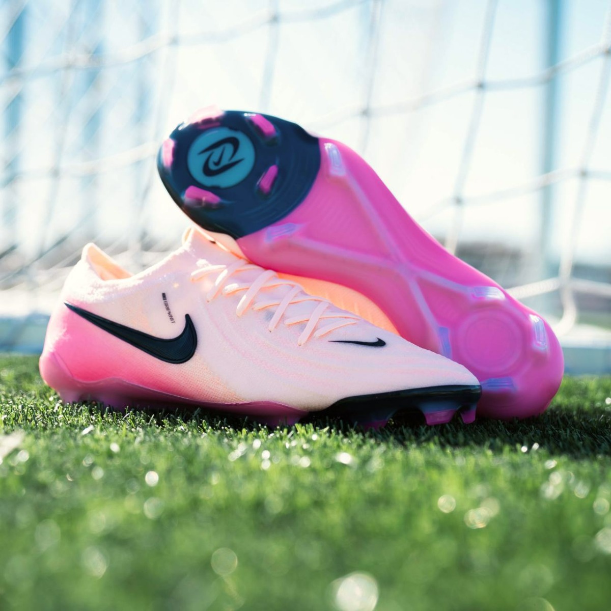 20250407-slider-blokje-Nike-Prism-Pack-PHANTOM-6.jpg