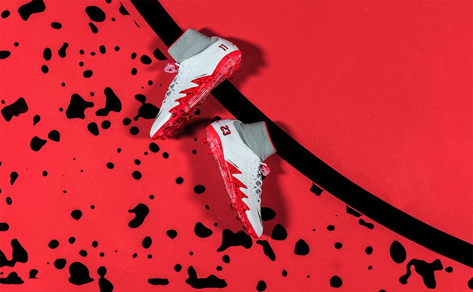 HO16_GFB_Neymar_1123_Hypervenom_Phantom_FG_FG_Red_c_original-slider.jpg