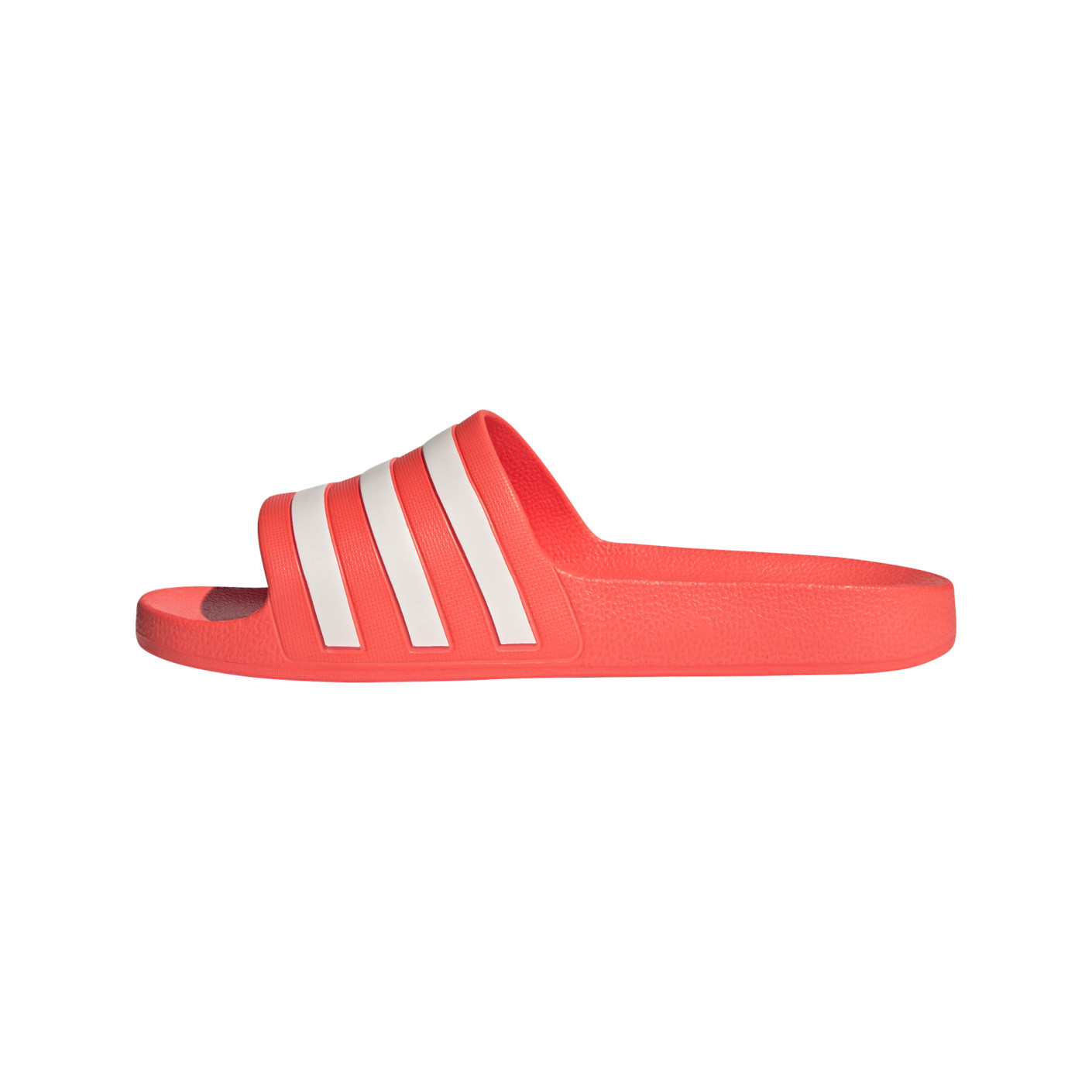 Rode adidas slippers 2025