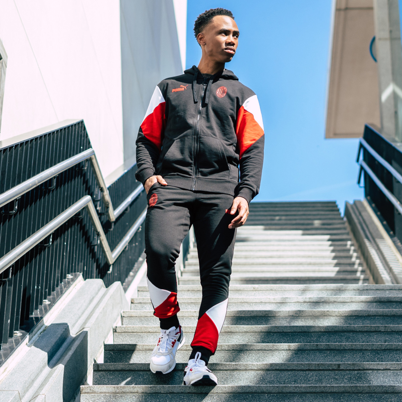 PUMA AC Milan FtblCulture Survetement 2021 2022 Noir Rouge Blanc Voetbalshop.be