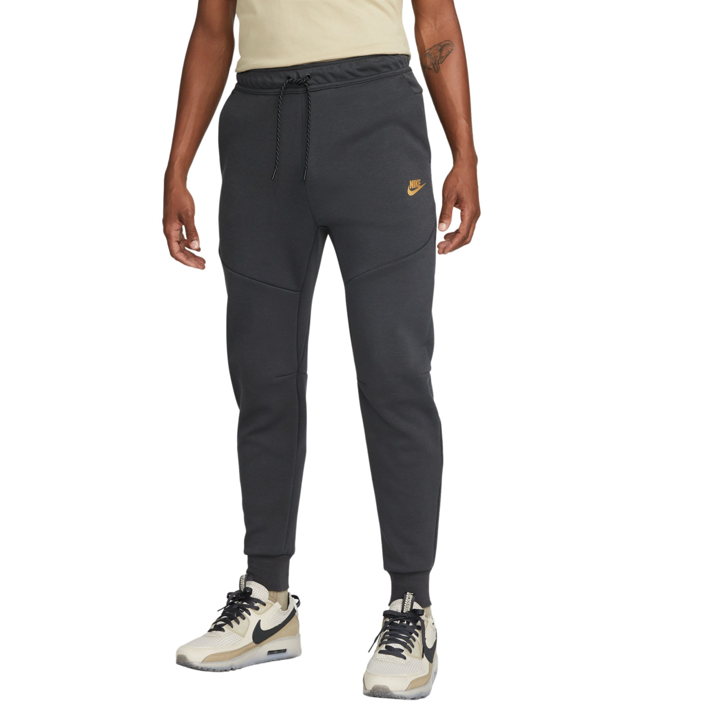 Nike Tech Fleece Jogger Donkergrijs Goud