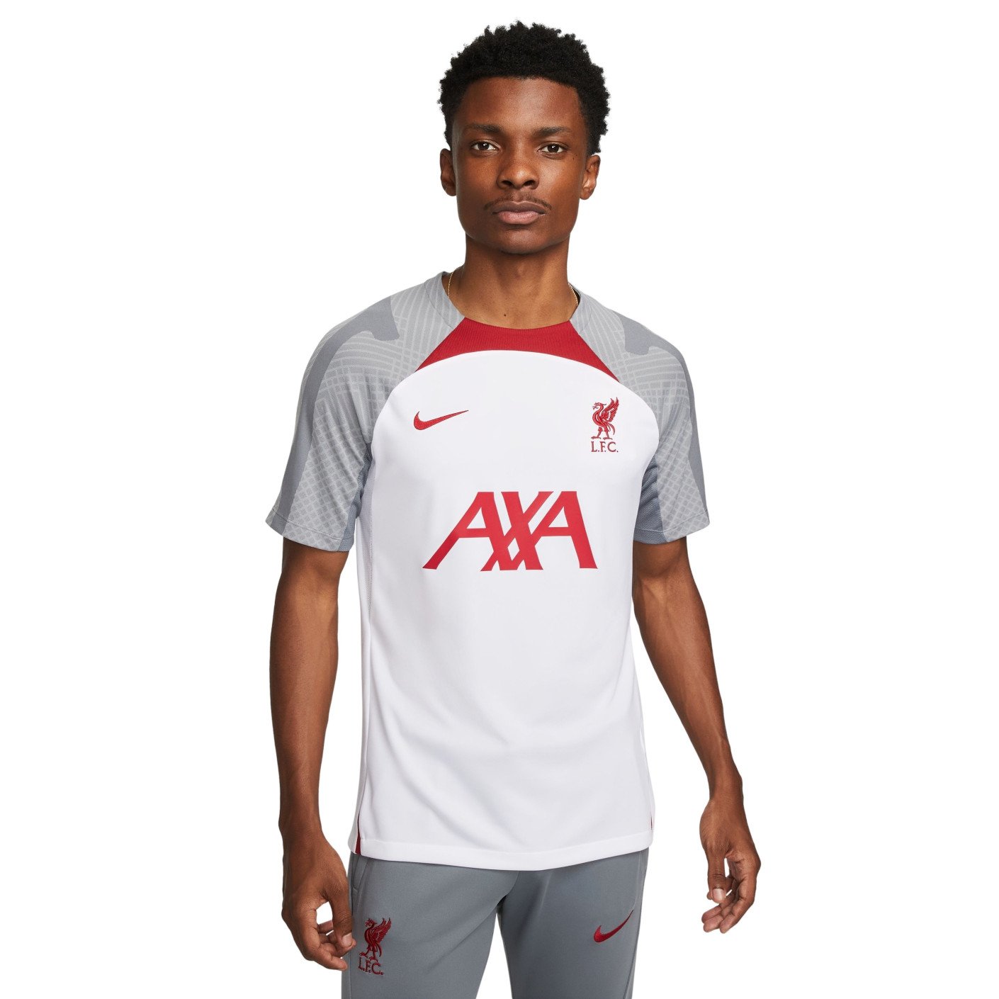 maillot entrainement liverpool 2022
