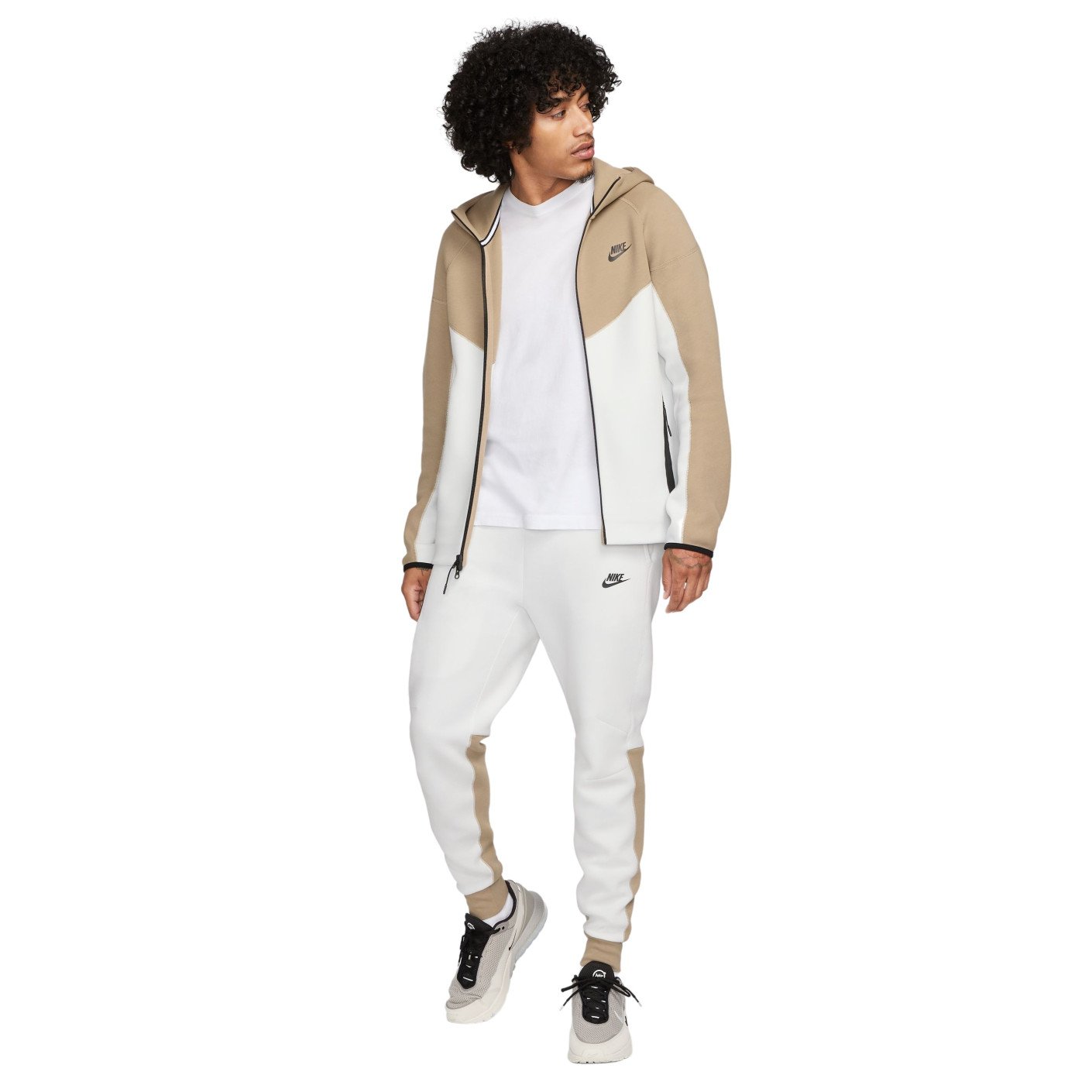 Nike Tech Fleece Sportswear Survêtement Blanc Beige Noir