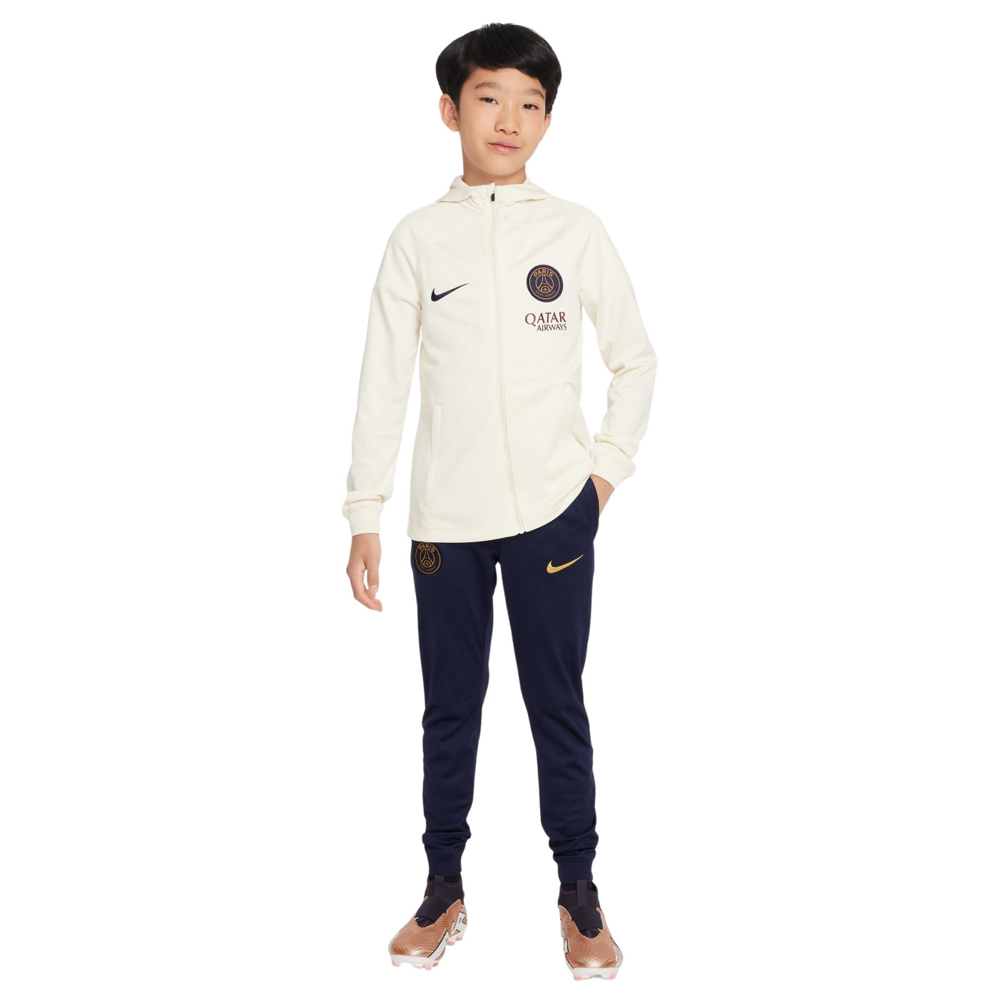 Nike trainingspak maat 140 2025