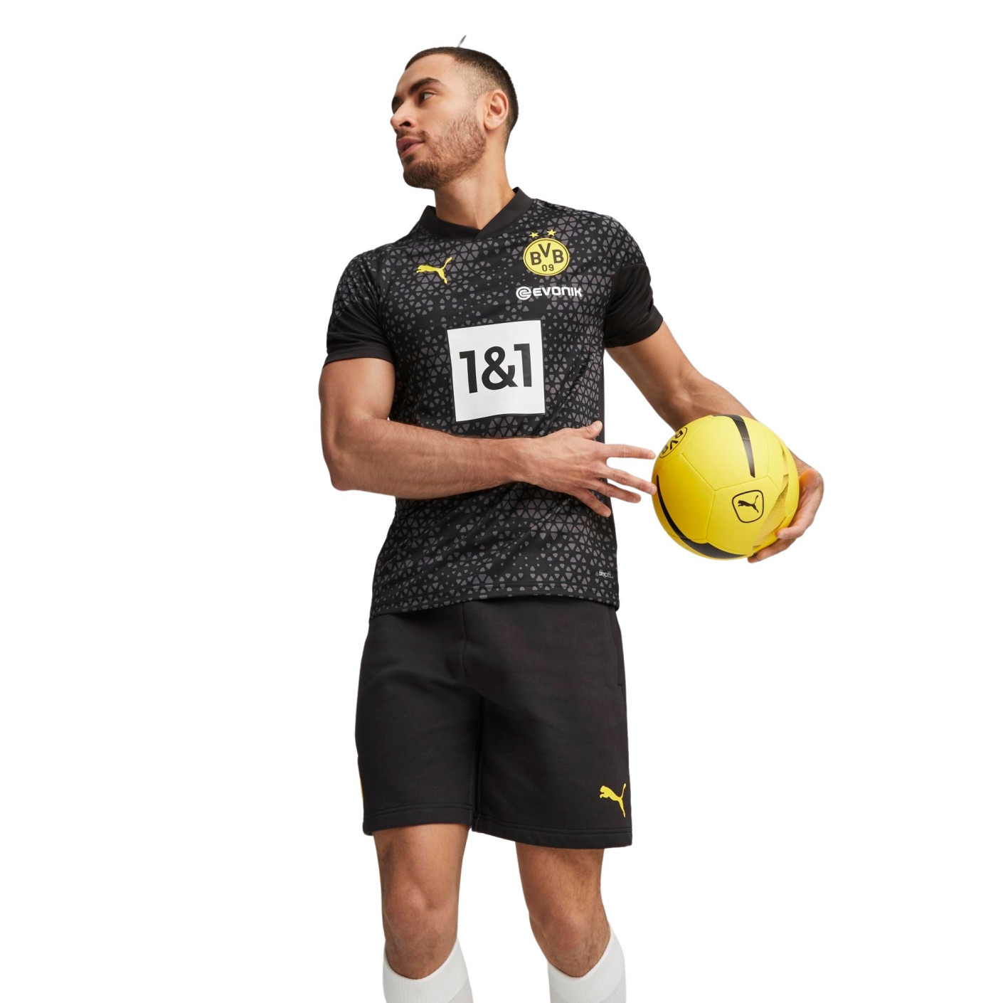 PUMA Borussia Dortmund Trainingsshirt 2023-2024 Zwart Geel