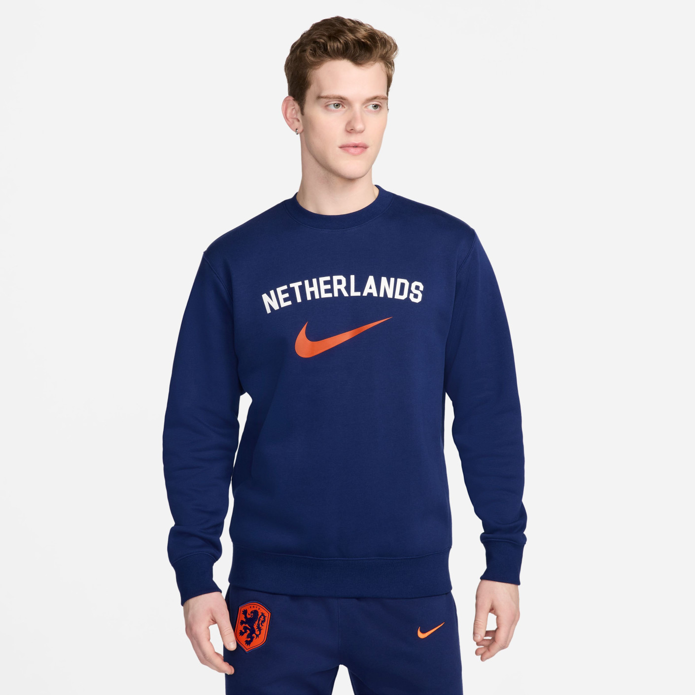Survetement Nike Netherlands Sportswear Club Crew 2024 2026 bleu orange