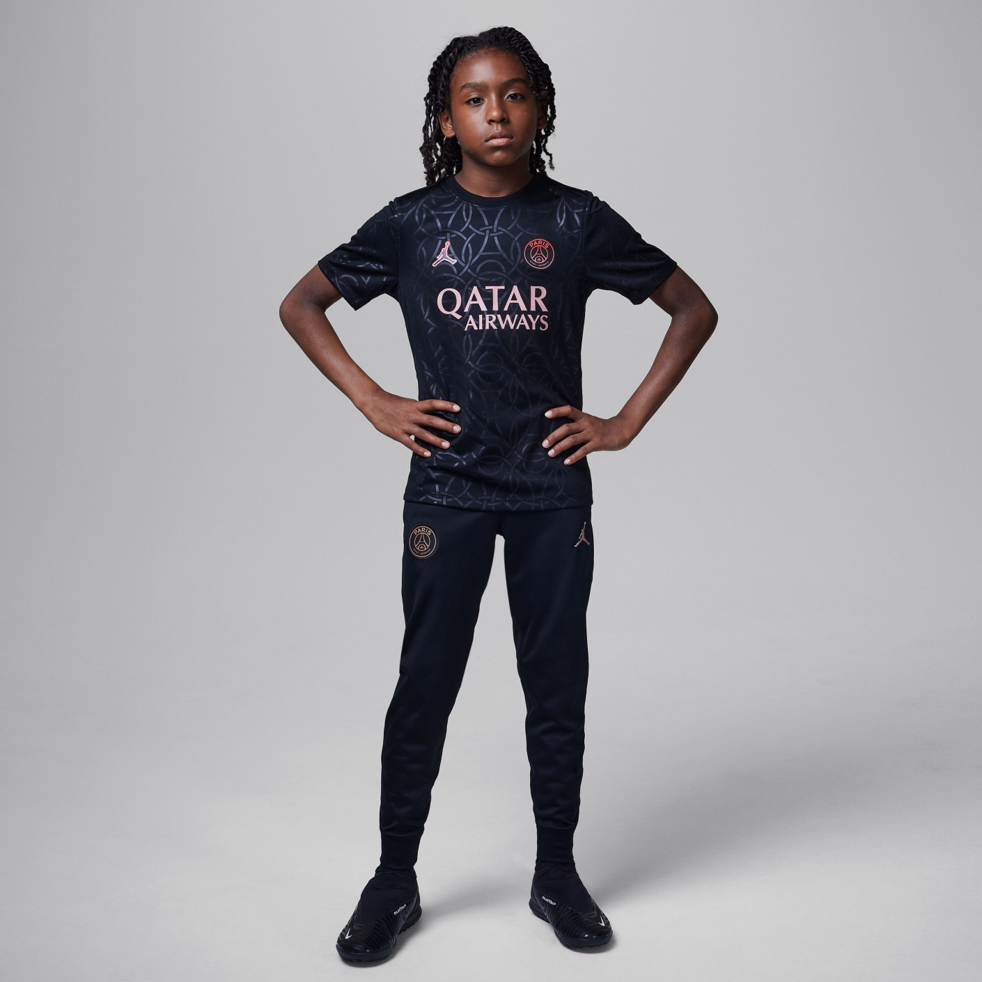 Nike Paris Saint Germain x Jordan Pre Match Maillot d Entrainement 2024 2025 Enfants Noir Rouge Rose Voetbalshop.be