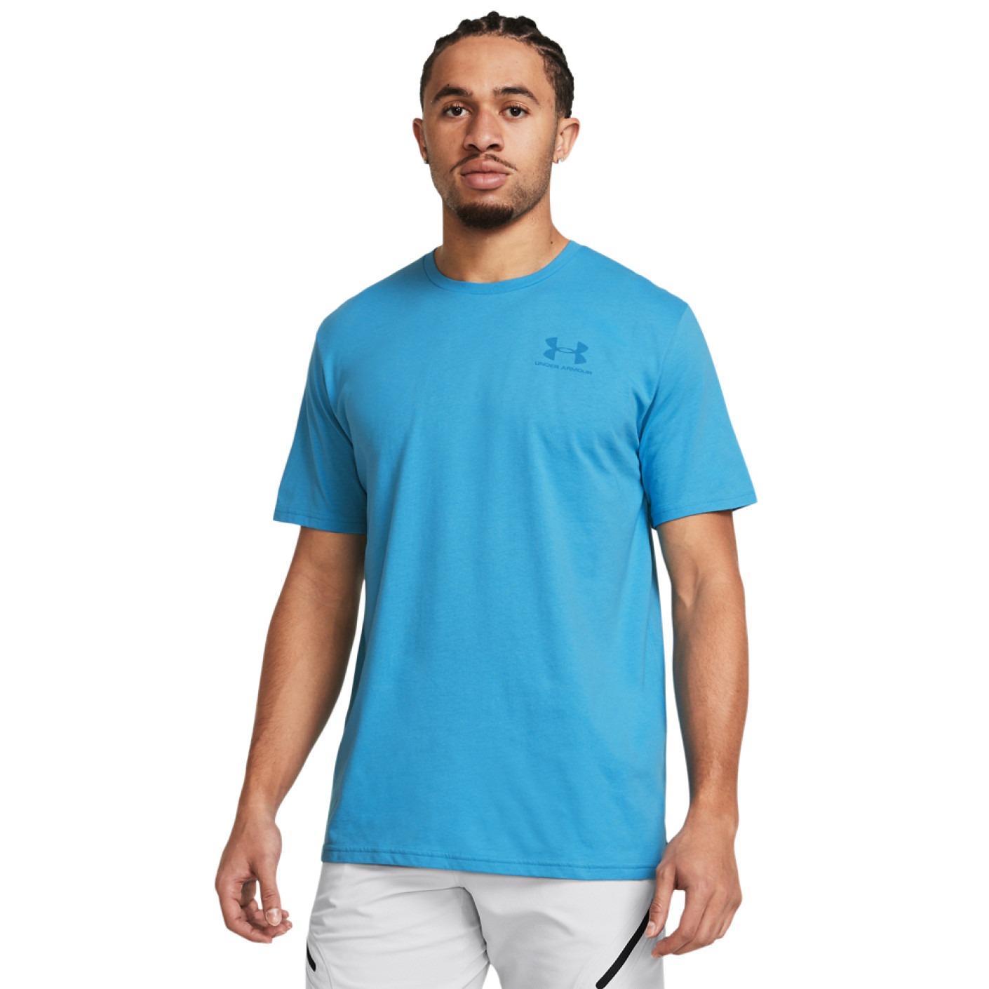 T-shirt Under Armour avec logo sur la poitrine gauche, bleu, bleu foncé