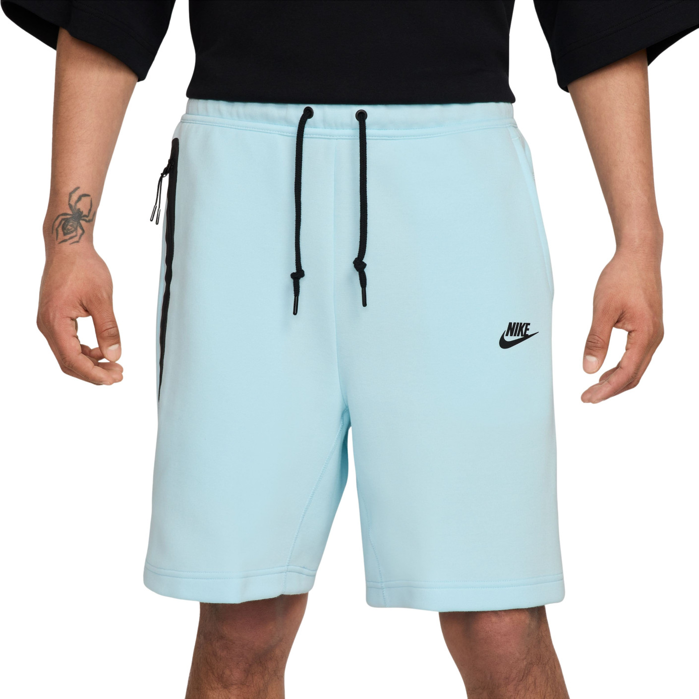 nike tech fleece pants short