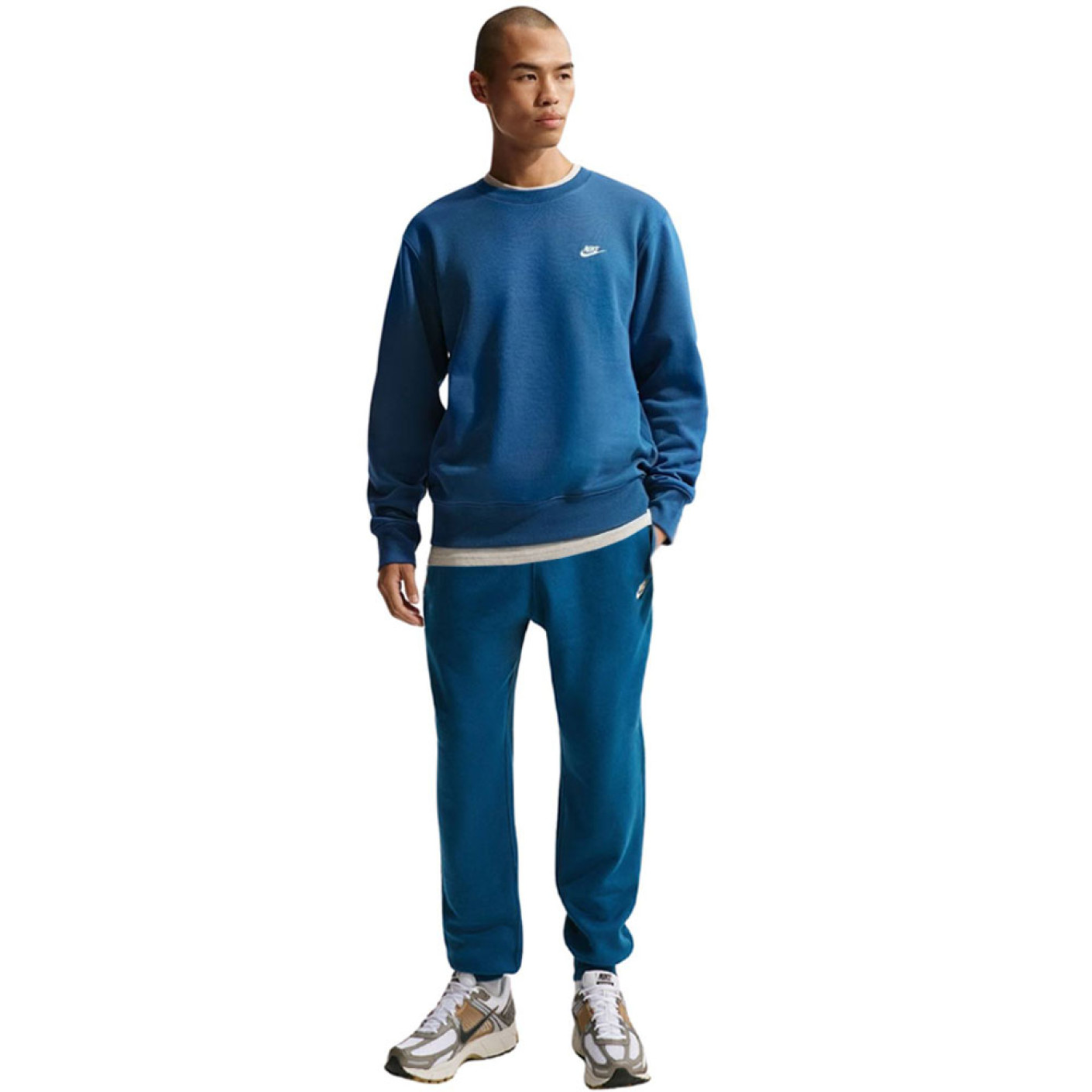 Costume de jogging en polaire Nike Sportswear Club Crew bleu foncé beige