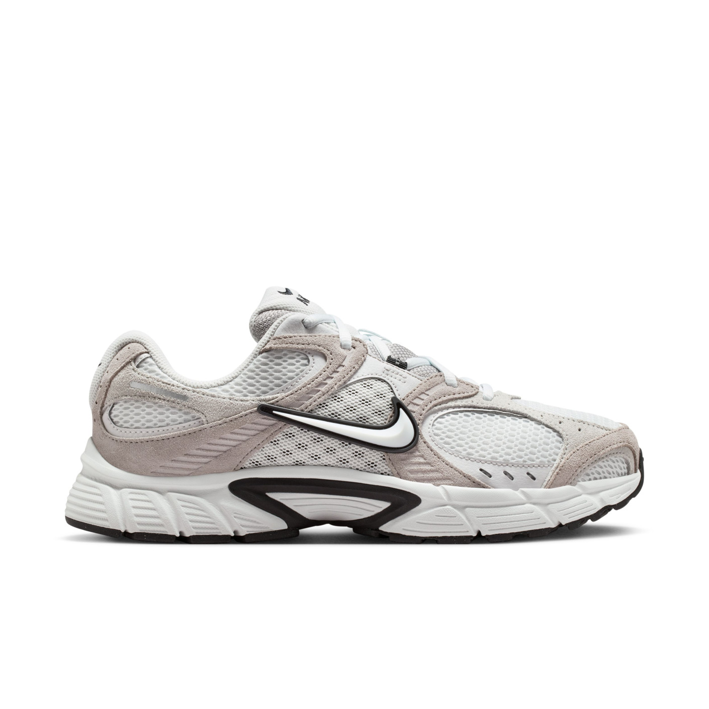 Nike V5 RNR Suede Baskets Blanc Noir Blanc Beige