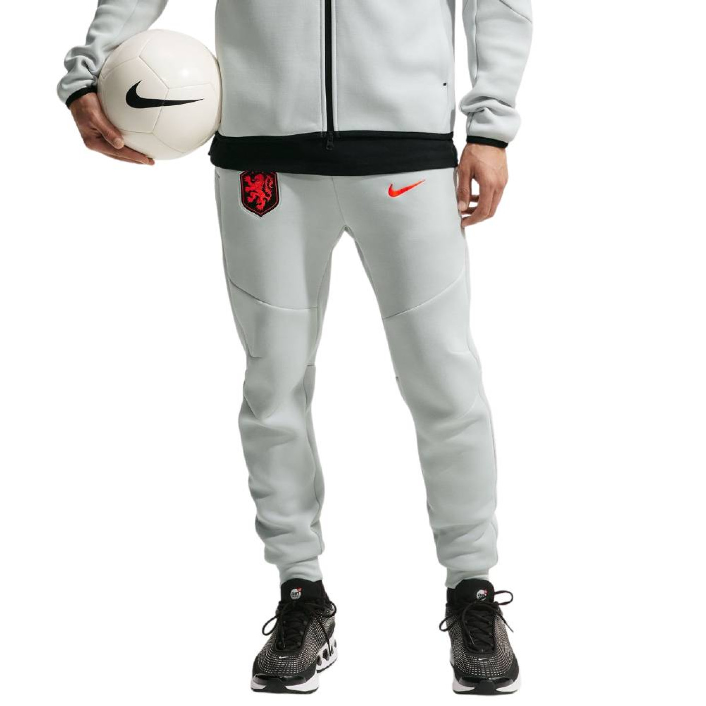 Nike Nederland Tech Fleece Joggingbroek 2026-2028 Lichtgrijs Zwart Feloranje