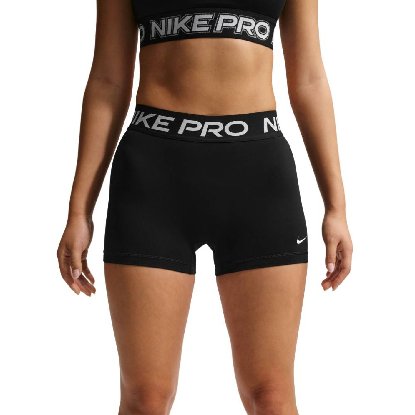 Short de sport Nike Pro 365 taille mi-haute (8 cm) pour femmes, noir et blanc