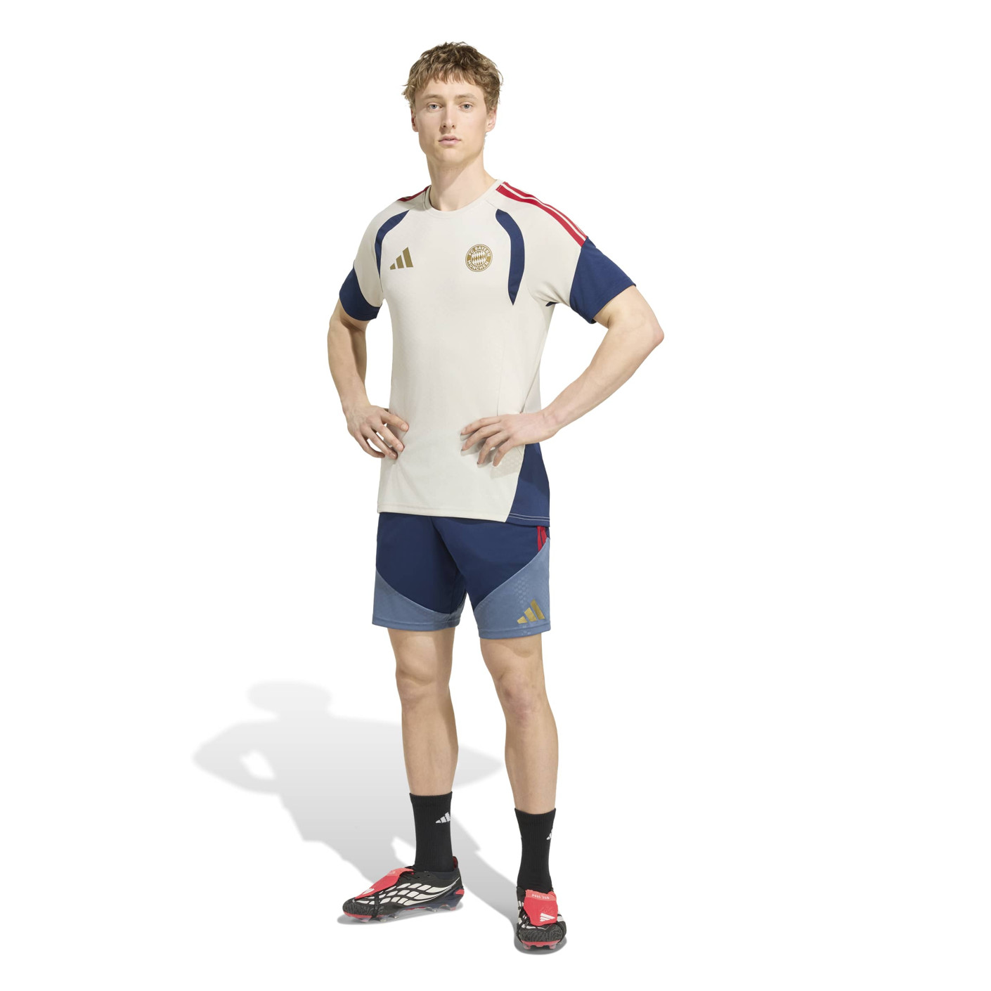adidas Bayern Munich Ensemble Training 2026-2027 Beige Bleu Foncé Rouge Doré
