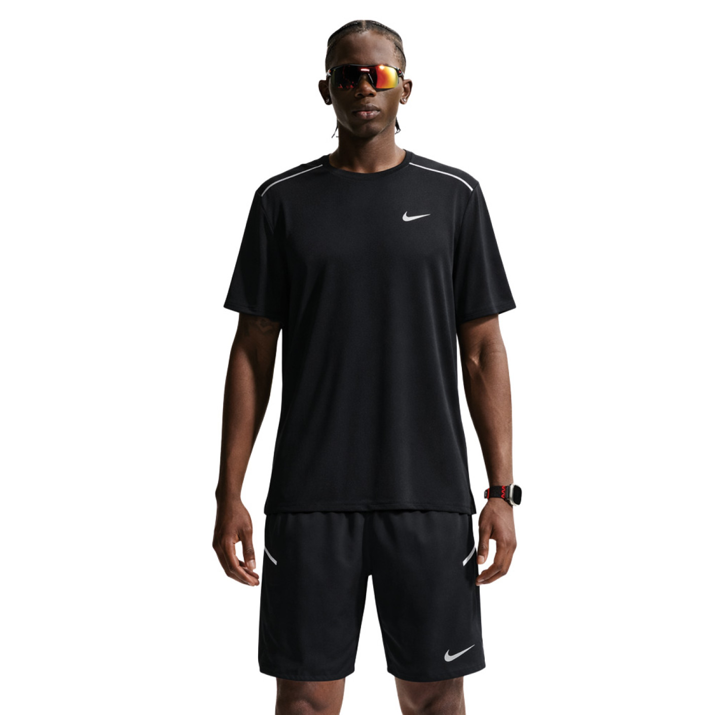 Kit d'entraînement Nike Miler UV noir et argenté