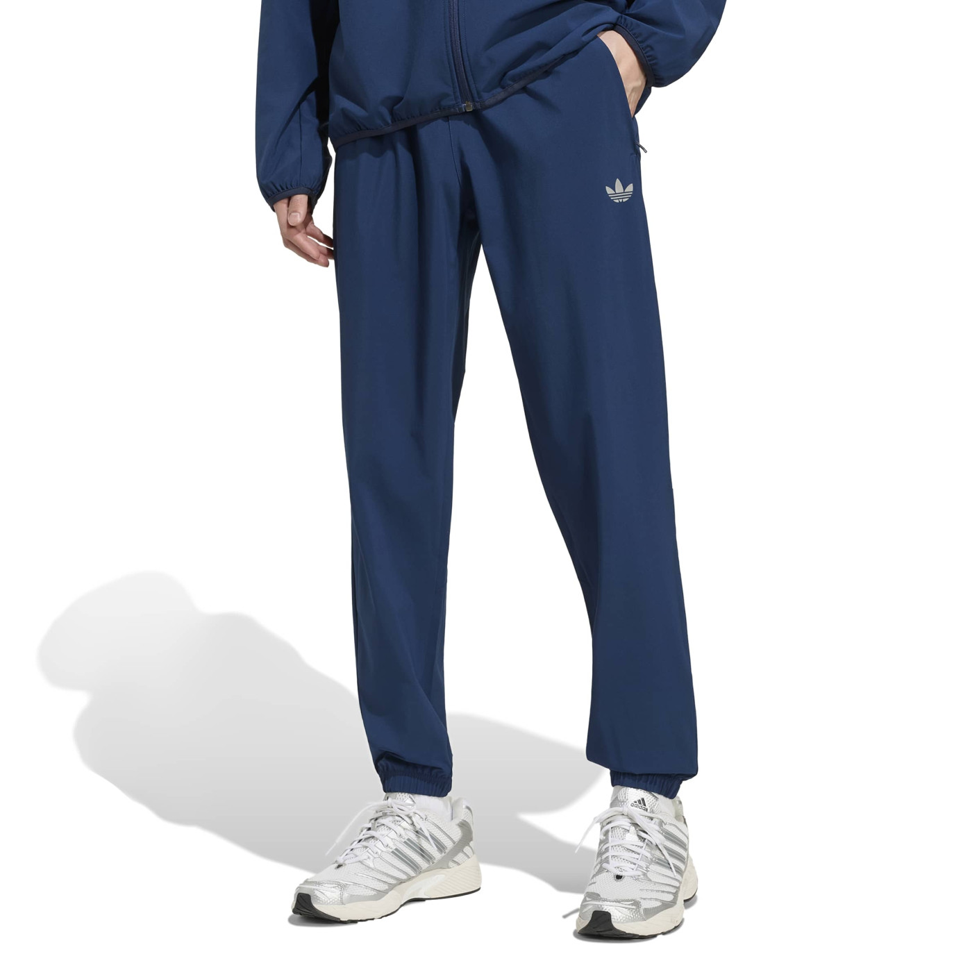 adidas Tech Essential Woven Trainingsbroek Donkerblauw Zilver
