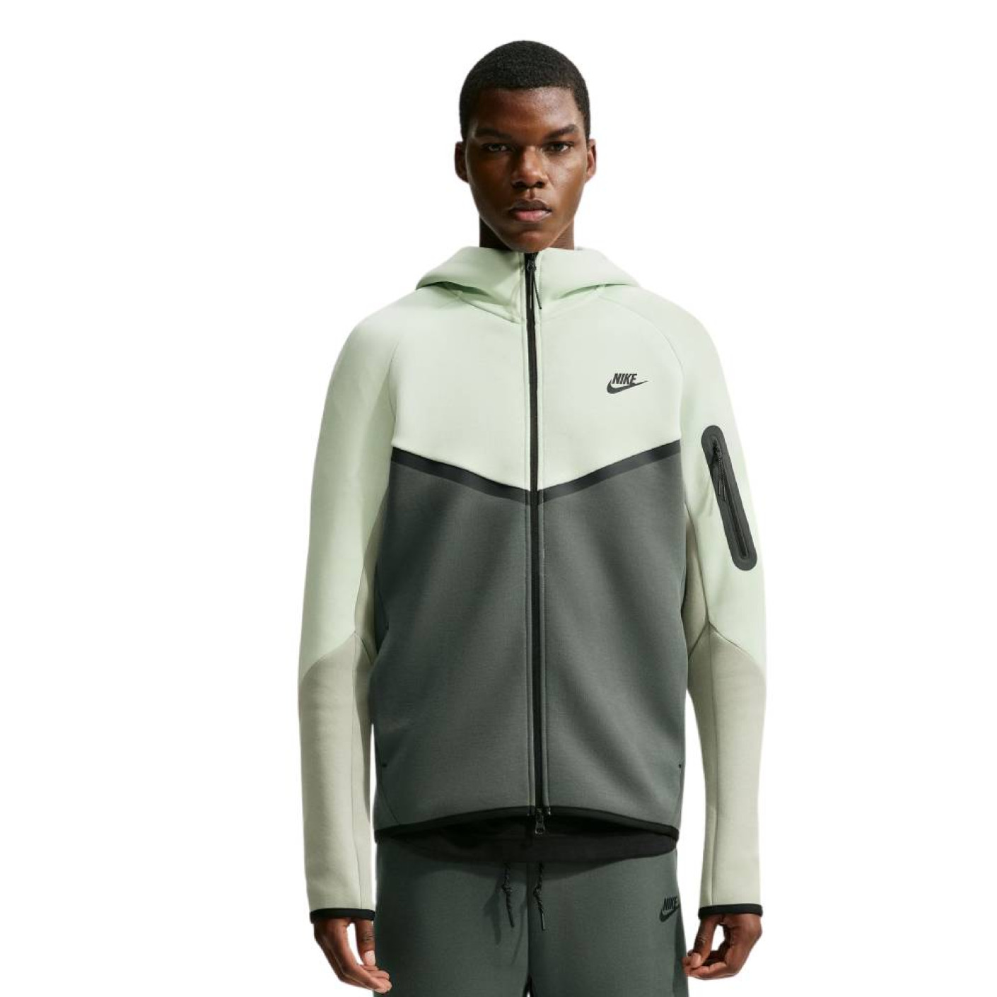 Gilet de sport Nike Tech Fleece vert menthe vert foncé noir