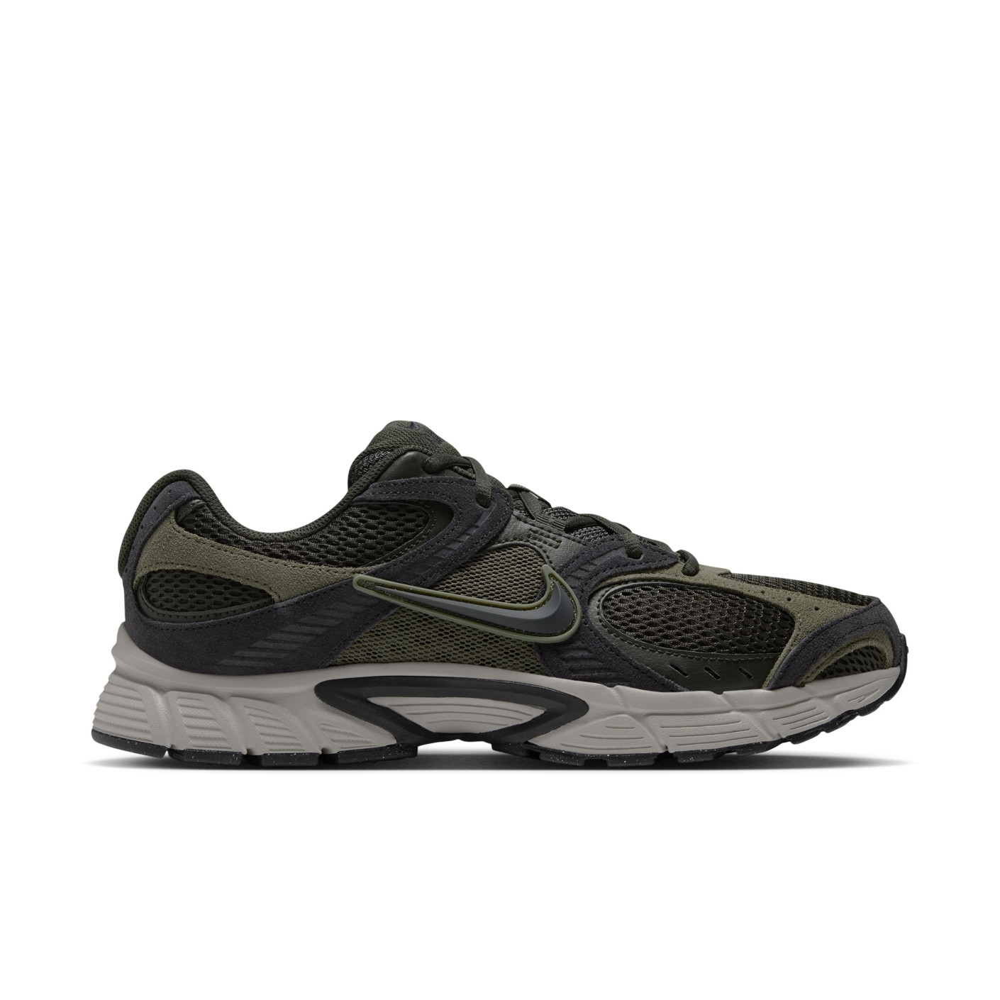 Nike V5 RNR Suede 2 Baskets Noir Vert Olive Blanc