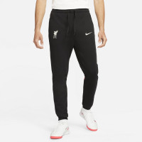 Nike Liverpool Travel Fleece Trainingsbroek 2021-2022 Zwart Rood
