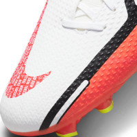 Nike Phantom GT 2 Academy DF Terrain sec / artificiel Turf Chaussures de Foot (MG) Blanc Rouge Jaune