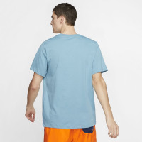Nike NSW Icon Futura T-Shirt Lichtblauw