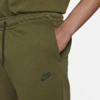 Nike Tech Fleece Short Vert Foncé Noir