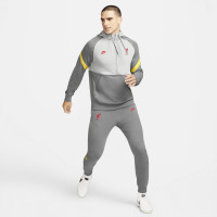 Nike Liverpool Travel Fleece Trainingspak 2021-2022 Donkergrijs Geel