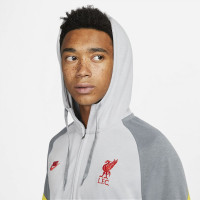 Nike Liverpool Travel Fleece Survêtement 2021-2022 Gris Foncé Jaune