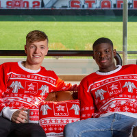 MVV Kerstkussen (gebreid)