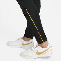 Survêtement Nike Dri-Fit Academy 21 pour femme, noir et jaune