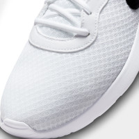 Nike Tanjun Sneakers Wit Zwart