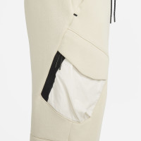 Nike Tech Fleece Cargo Pantalon Beige